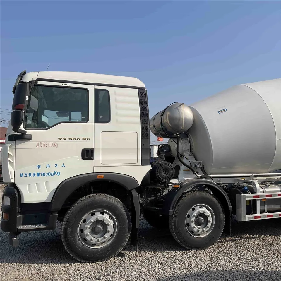 Ny Sinotruck Howo Concrete Mixer TruckNew Sinotruck Howo Concrete Mixer Truck
